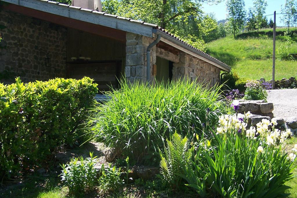 Willa Domaine De Salomony Marcols-les-Eaux Zewnętrze zdjęcie