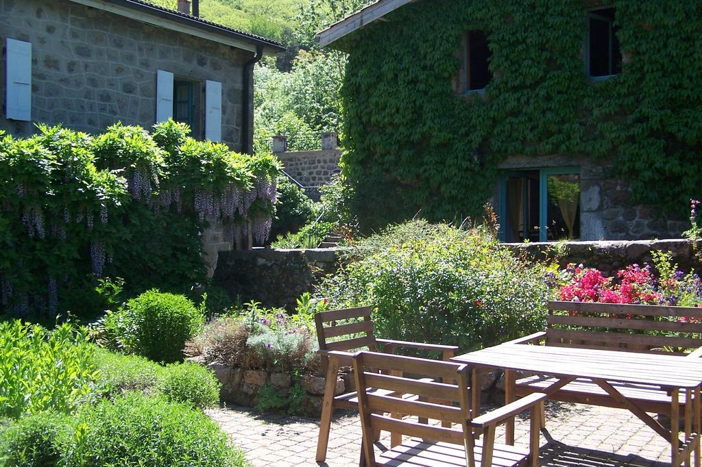 Willa Domaine De Salomony Marcols-les-Eaux Zewnętrze zdjęcie