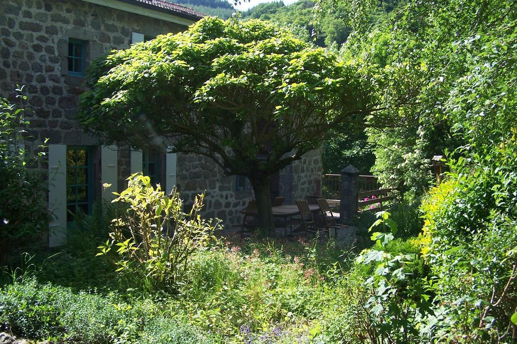 Willa Domaine De Salomony Marcols-les-Eaux Zewnętrze zdjęcie