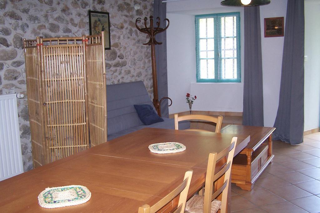 Willa Domaine De Salomony Marcols-les-Eaux Pokój zdjęcie