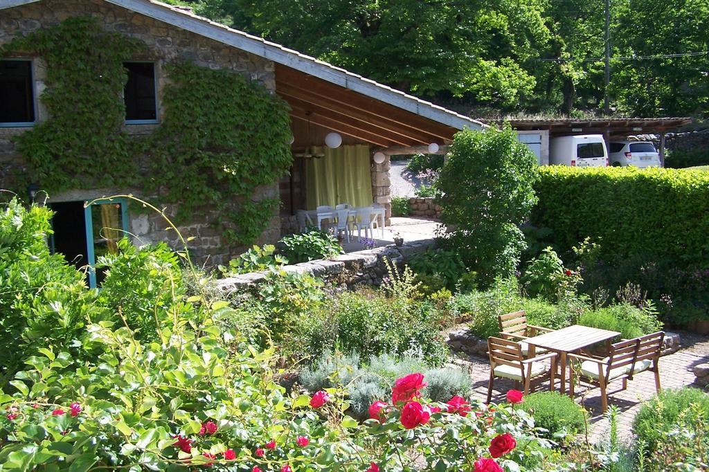 Willa Domaine De Salomony Marcols-les-Eaux Zewnętrze zdjęcie